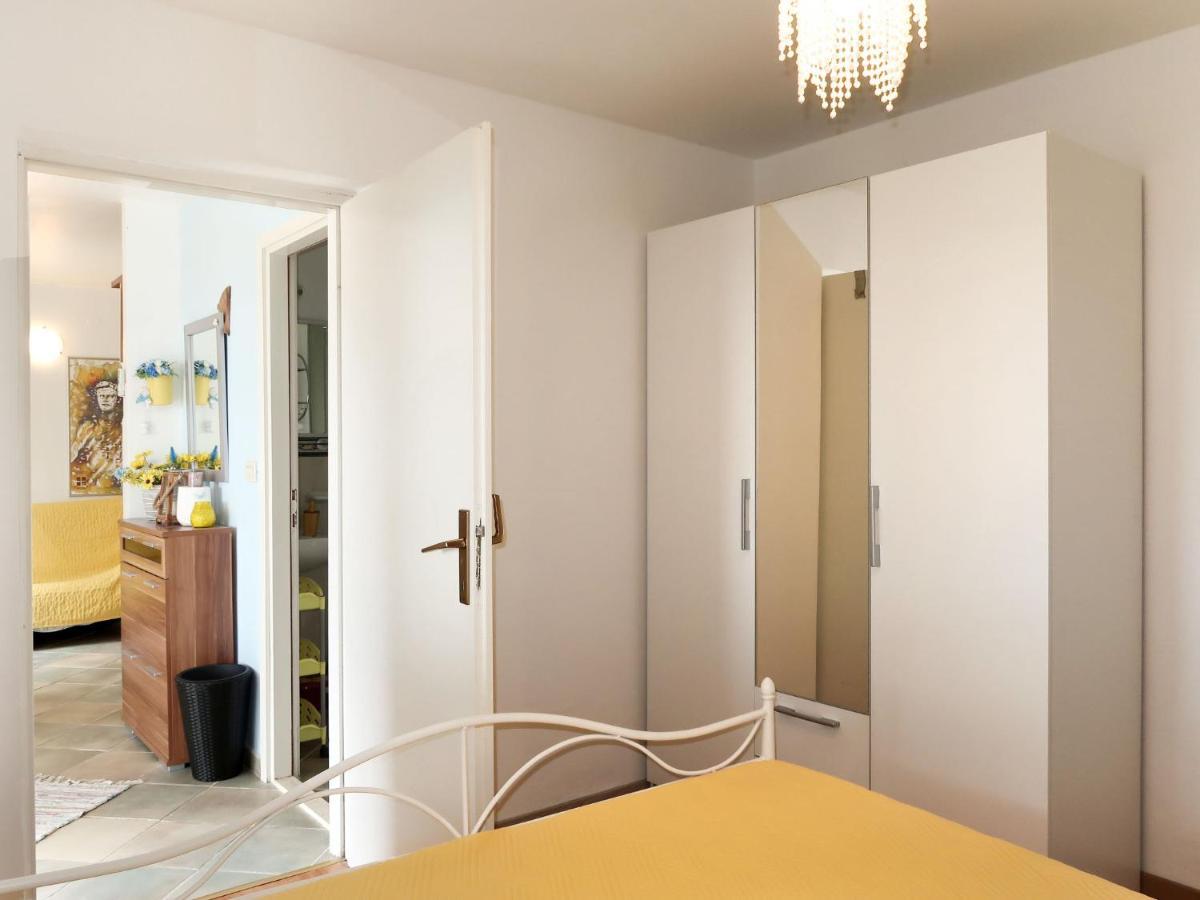 Holiday Home Garden Apartment - Brc650 By Interhome Сумартин Екстериор снимка