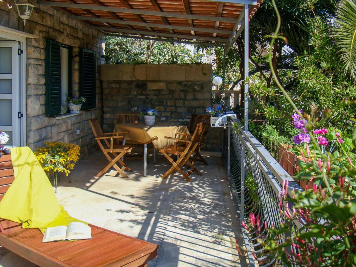 Holiday Home Garden Apartment - Brc650 By Interhome Сумартин Екстериор снимка